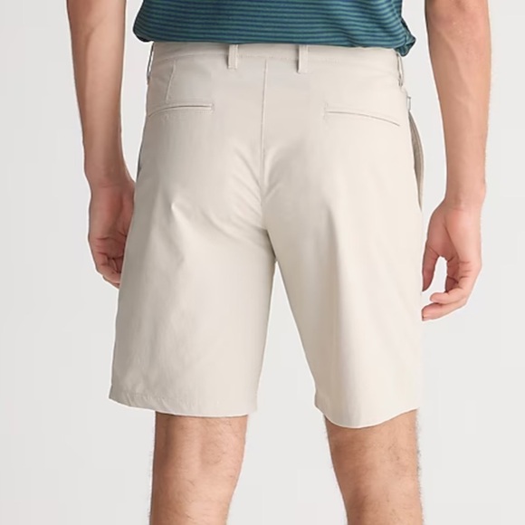 J crew stone 9" tech short - Picture 3 of 5